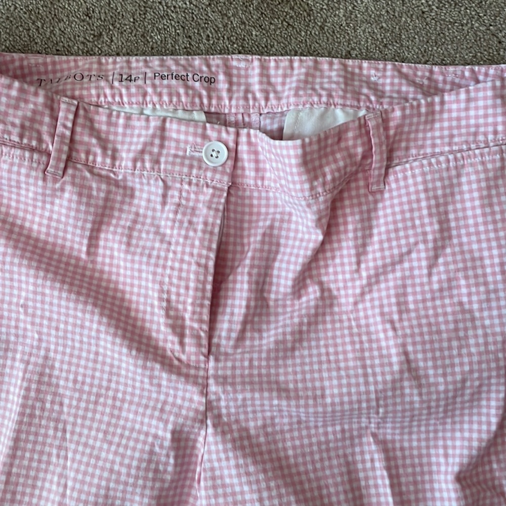 Pink & white checked capris 14p good condition perfect for casual summer wear